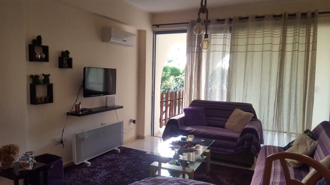 Abitare Cosy Apartment Paphos Esterno foto